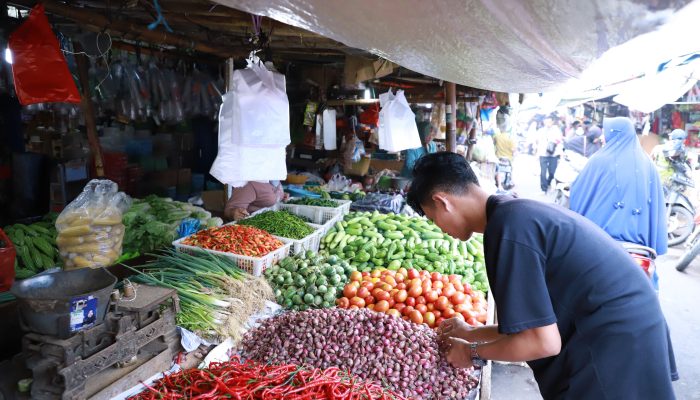 Disdag Kabupaten Bekasi Pastikan Ketersediaan Bahan Pokok Aman di Pilkada 2024