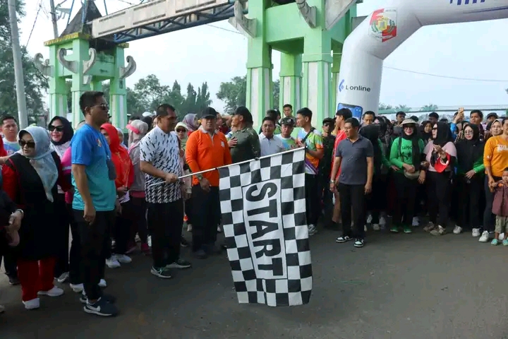 Meriah Dan Spetakkuler Fun Bike Dan Senam Bersama Di Stadion Sukung Kotabumi Dipadati Ribuan Peserta