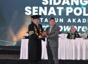 “Wisuda XXI Politeknik LP3I adalah awal perjalanan baru bagi para lulusan untuk melangkah ke dunia yang penuh tantangan dengan semangat Empowered dan Innovate”.