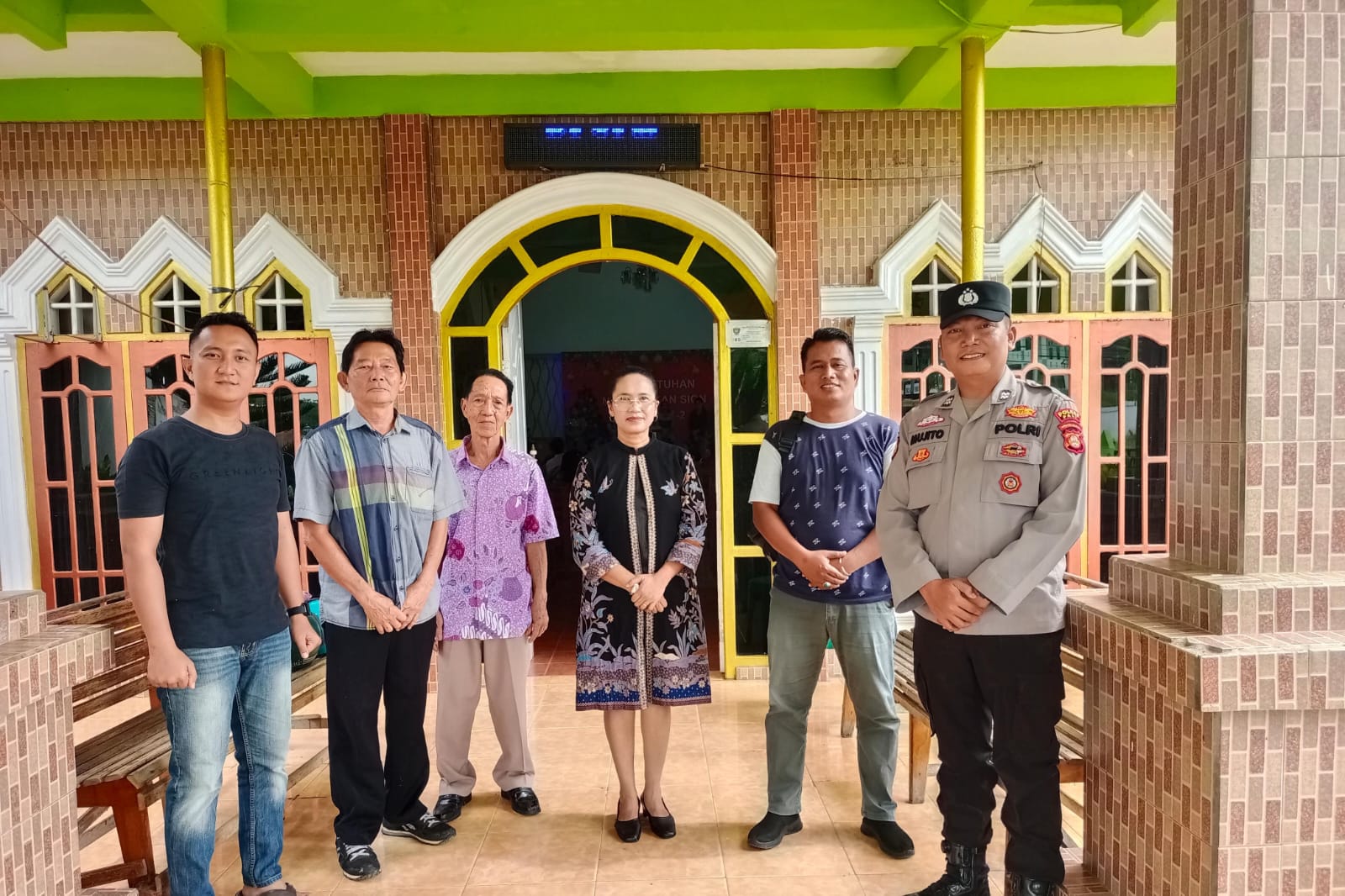 Polsek Talang Ubi Menggelar Pengamanan di Gereja Pantekosta di Indonesia (GPdI) Kecamatan Talang Ubi