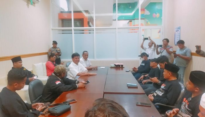 DPRD Provinsi Jatim & DPMPTSP Sepakat Tuntutan AMI Ratakan RHU Tak Berizin