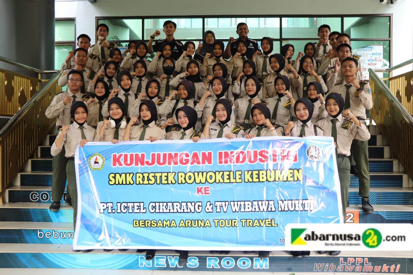 Diskominfosantik Kabupaten Bekasi Terima Kunjungan Industri SMK Ristek Rowoklele, Tingkatkan Wawasan Teknologi Informasi