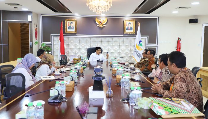 Pengurus SMSI Pusat Dipimpin Ketum Firdaus Gelar Audiensi dengan Mensos Saifullah Yusuf