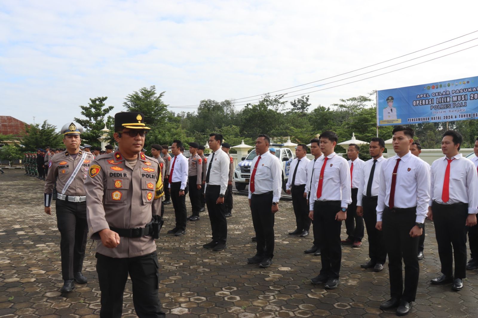 Kepolisian Resor PALI Menggelar Apel Pasukan Operasi Lilin Musi, Selengkapnya buka link. 👇👇