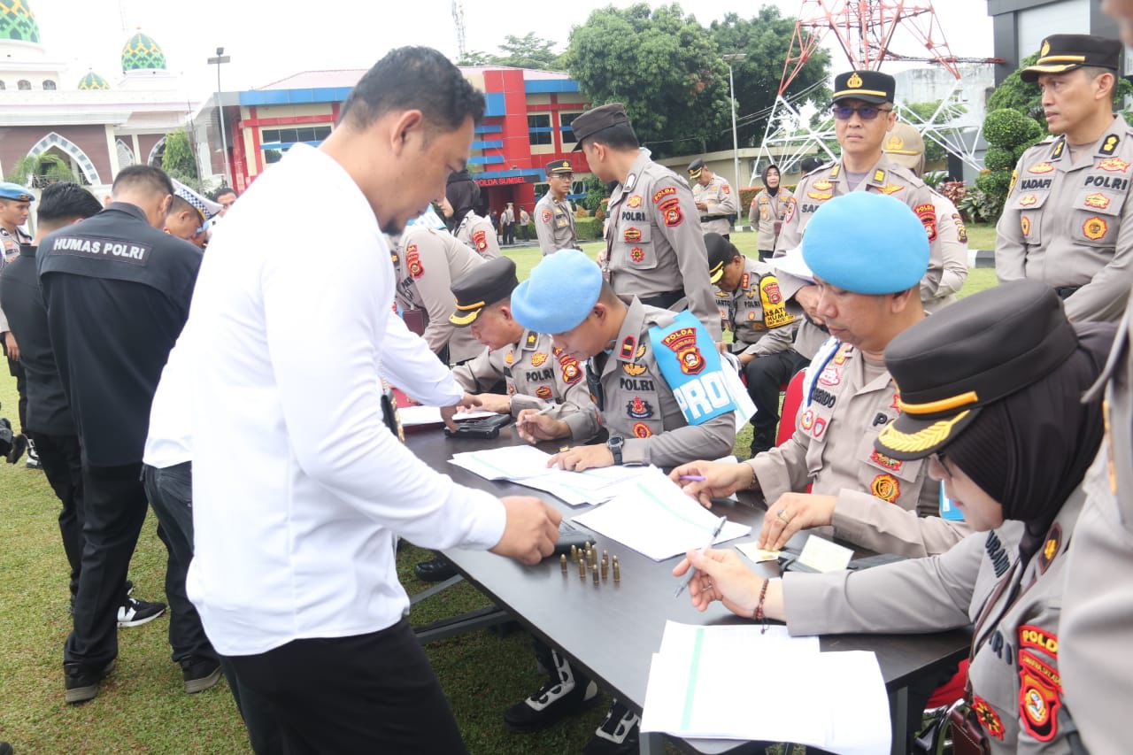 Wakapolda Sumsel Pimpin Langsung Pemeriksaan 2229 Pemegang Senpi Dinas