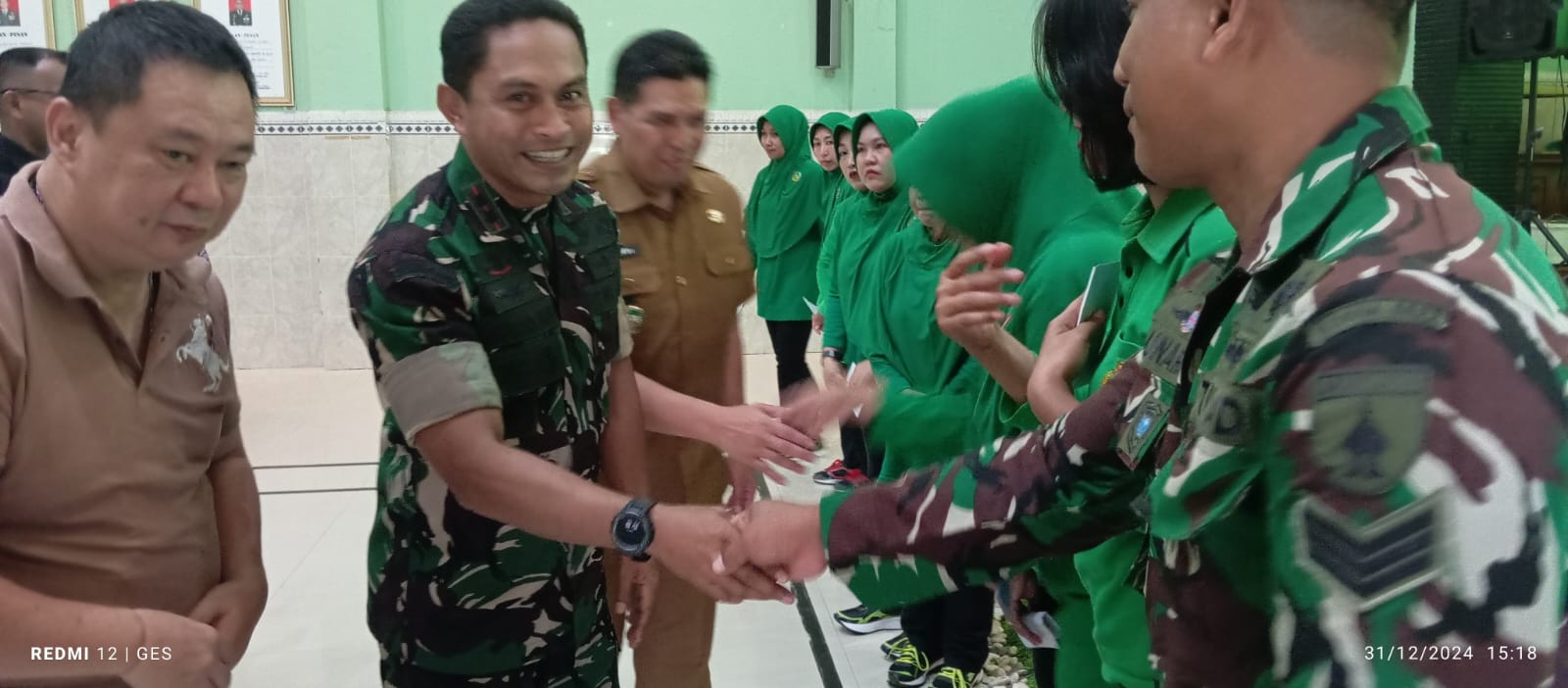 Dandim 0822 Serahkan 200 an Kaporlap dan Ramah Tamah Dengan Pj Bupati