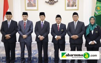 Lantik Pengurus Masjid Istiqlal 2024-2028, Menag Tekankan Tanggung Jawab dan Kehati-hatian