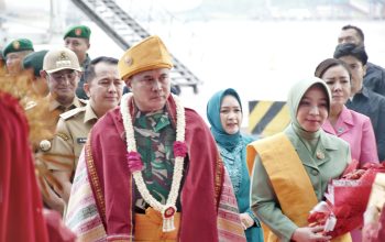 Pj Gubernur Sumut Agus Fatoni Sambut Kedatangan Pangdam I/BB Mayjen TNI Rio Firdianto