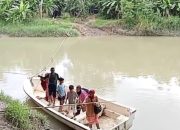 Perjuangan Siswa Dusun Biram di Aceh Utara Seberangi Sungai Demi Menutup Ilmu