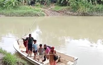 Perjuangan Siswa Dusun Biram di Aceh Utara Seberangi Sungai Demi Menutup Ilmu