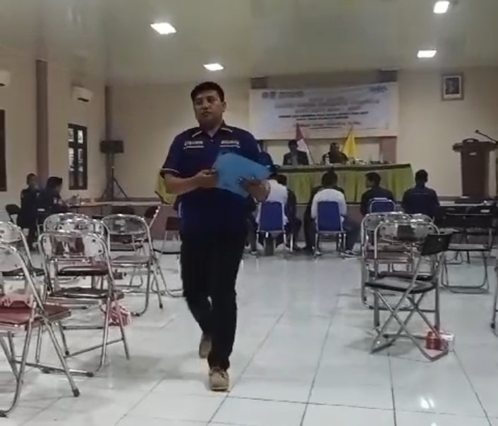 Terpilihnya Kembali Ade Guniwa Sebagai Ketua Katar Cibarusah Secara Aklamasi Jadi Sorotan dan Mendapatkan Penolakan