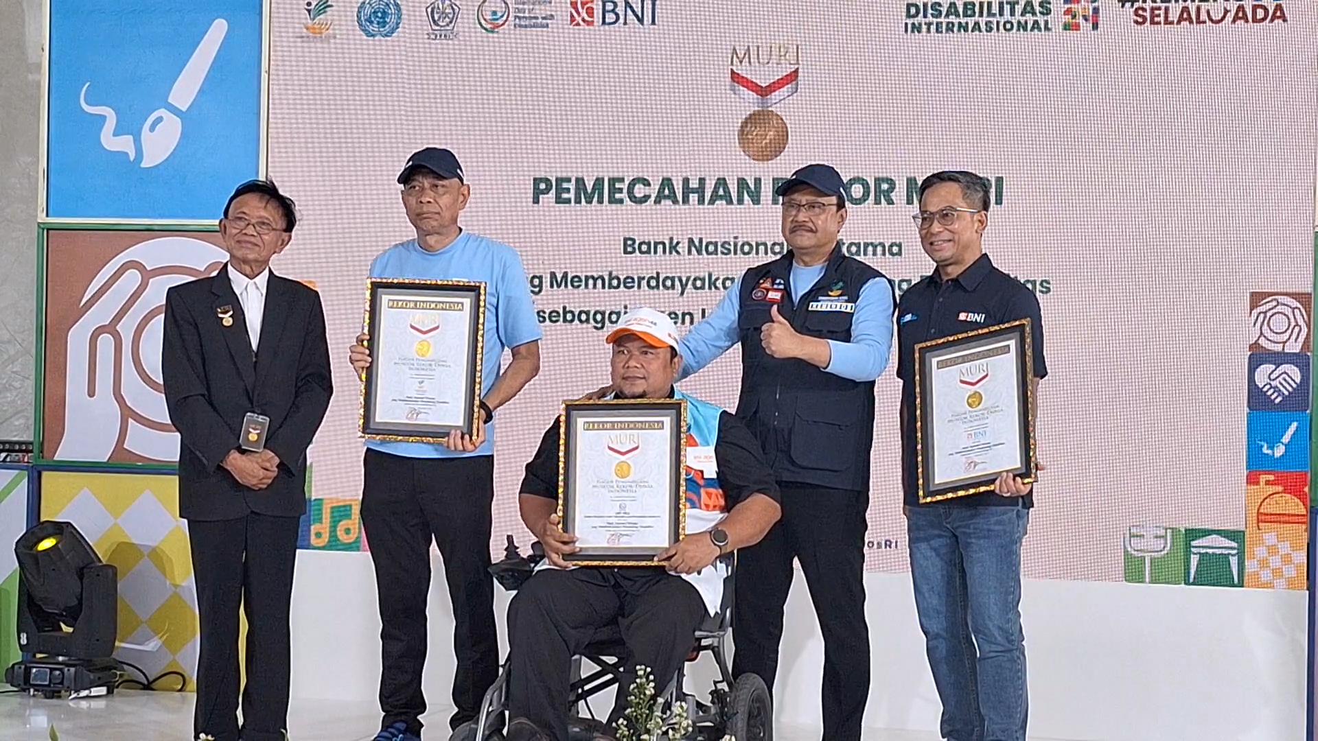 PPDI Raih Penghargaan MURI pada Perayaan Hari Disabilitas Internasional 2024