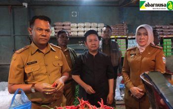 Pemkab Garut Lakukan Pengecekan Harga Bapokting di Pasar Guntur Ciawitali