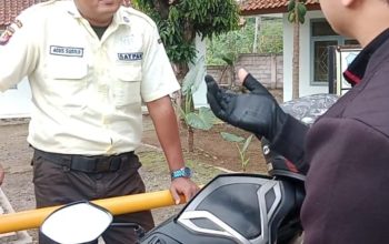 Viralkan !! Menghalangi Tugas Jurnalis, Security atas Perintah PJS Kepala UPTD BBI Diduga Langgar Kebebasan Pers