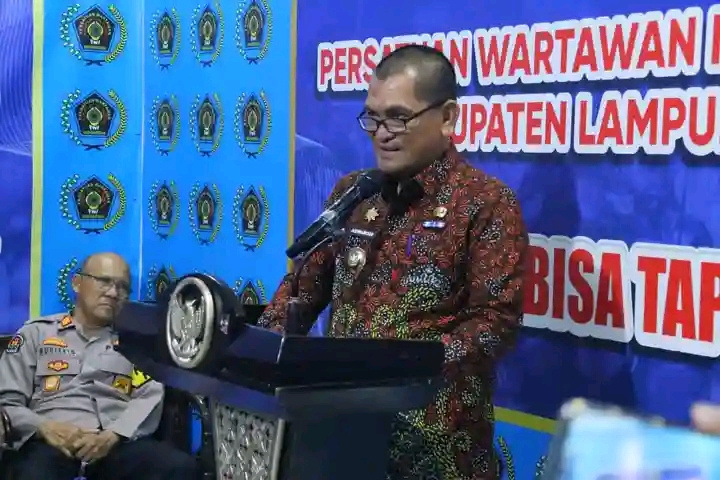 Pj, Bupati Lampung Utara Resmikan Balai Wartawan Effendi Yusup