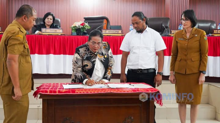 Bupati Karo, Cory Sriwaty Sebayang hadiri Paripurna penetapan pasangan calon Bupati dan Wakil Bupati terpilih