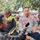 "Dishub Kota Bandung Menyampaikan Himbauan Kepada Masyarakat Terkait Malam Tahun Baru Di Acara Upacara Apel Bersama Kapolrestabes Bandung Dan Jajarannya"