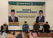 Reses Bersholawat, Nasim Khan Anggota DPR RI Temui Jamaah Sahmasy Putri Bondowoso