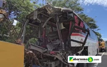 Truk Tak Kuat Menanjak Sebabkan Kecelakaan Beruntun di Tol Cipularang