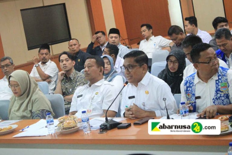 Pasca Viral Penonaktifan Kepesertaan KIS, Pemkab Bekasi Reaktivasi Kartu KIS yang Dinonaktifkan