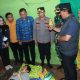 Kapolres Diwakili Wakapolres Lampung Utara Kompol Yohanis, S.H,. M,H Bersama Forkompimda Lampura Sambangi Warga Lumpuh di Desa Abung Jayo