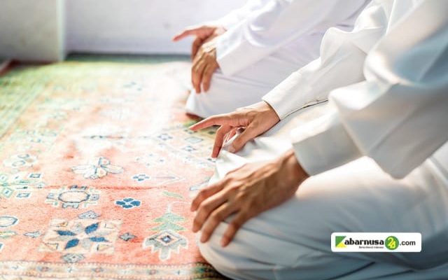 Khutbah Jumat: Shalat Sebagai Tiang Agama