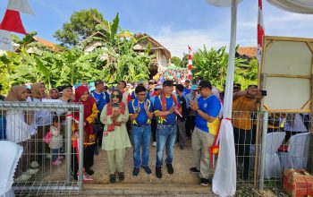 Pj. Bupati Garut Resmikan Lapangan Sepak Bola Cisanggiri Cibalong