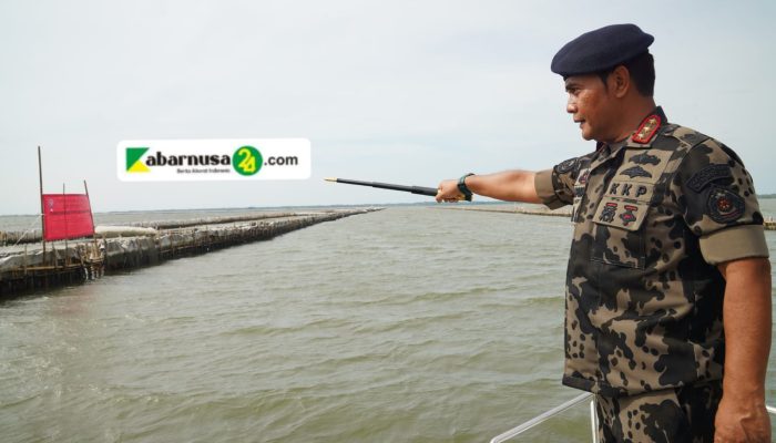 KKP Segel Pagar Laut di Perairan Bekasi