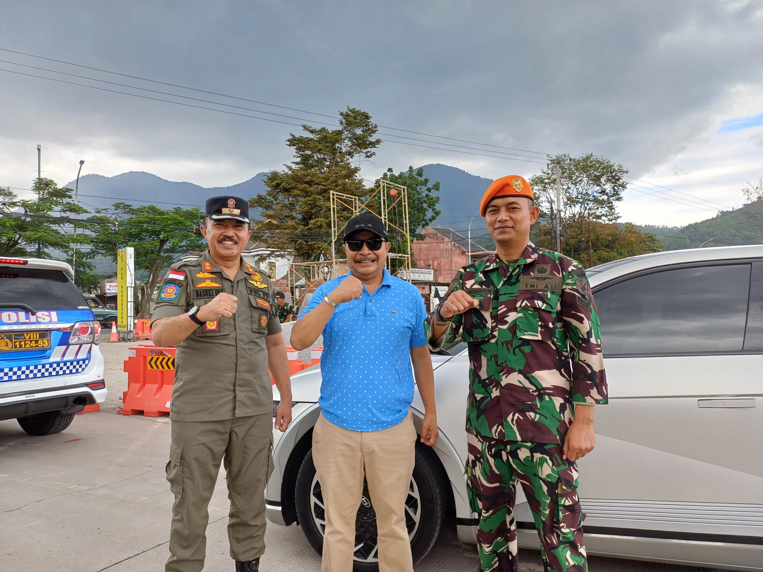 Pj. Bupati Garut Tinjau Pembangunan Monumen Pesawat AS 202 Bravo TNI AU