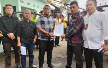 Massa LSM TPMHK Minta Kejaksaan Negeri Segera Proses Dugaan Tipidkor di Dinas Ketahanan Pangan dan Pertanian Kota Palembang.