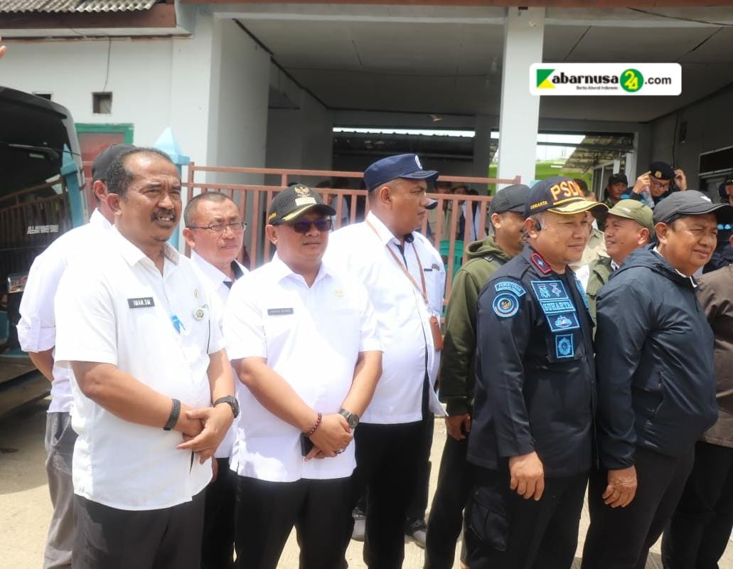 Pemerintah Kabupaten Bekasi Dampingi Komisi IV DPR RI Tinjau Perairan Paljaya