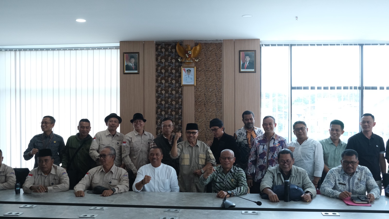 Pemkab Garut dan Presidium Pemekaran Garut Selatan Terus Bahas DOB