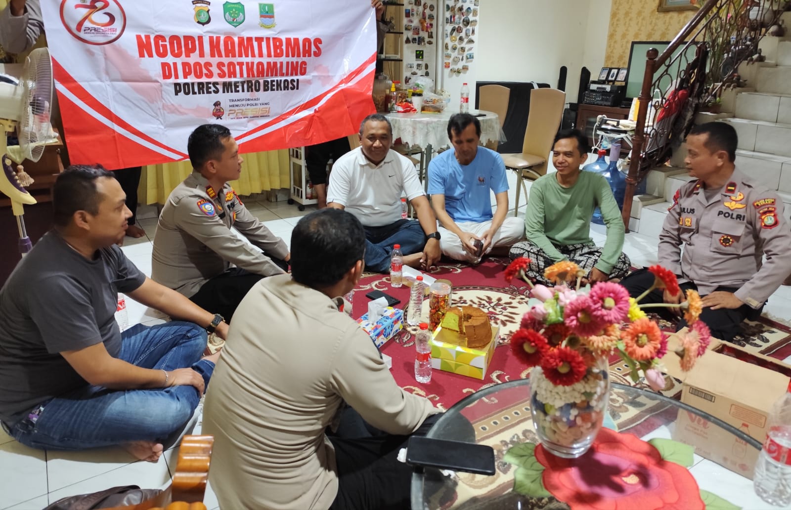 Kapolsek Cikarang Pusat Sampaikan Pesan Penting di Giat Ngopi Kamtibmas bareng Warga Cluster Caribbean