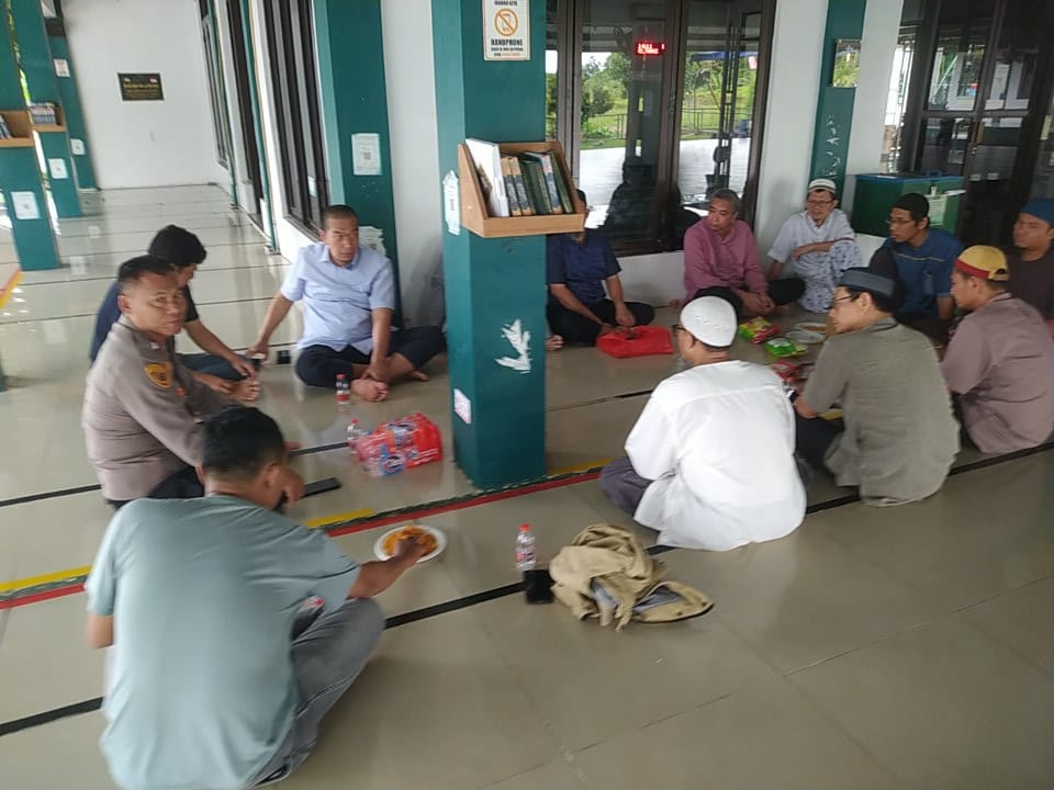 Rencana Bangun Masjid, Polsek Cikarang Pusat dan DKM Masjid AT - Tauhid Adakan Rapat Bersama