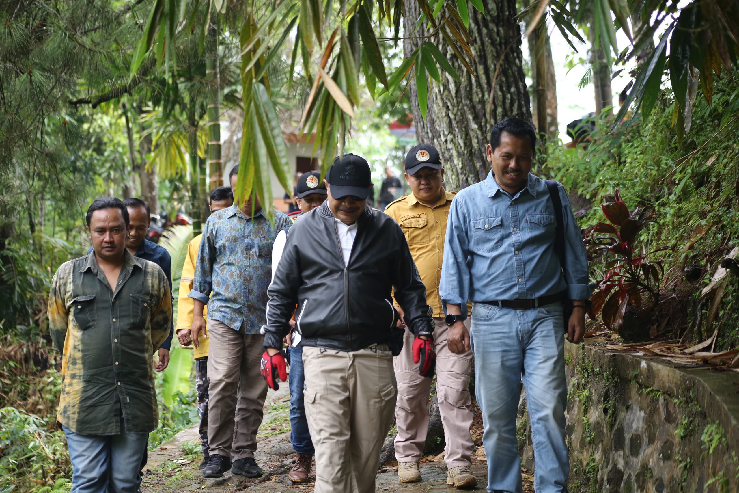 Pj Bupati Garut Sambangi Curug Sanghyang Taraje : Ini adalah Wisata Terbaik