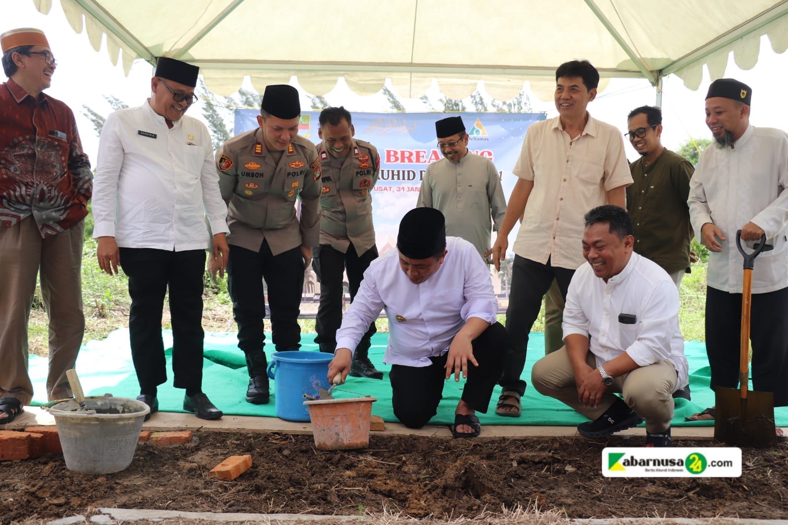 Hadiri Peresmian Pembangunan Masjid At-Tauhid Deltamas 1, Pj Bupati Bekasi Berharap Masjid jadi Manfaat untuk Keagamaan dan Sosial