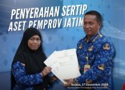 Penyerahan Sertifikat Aset Pemerintah Provinsi Jawa Timur oleh Kepala Kantor BPN Bondowoso