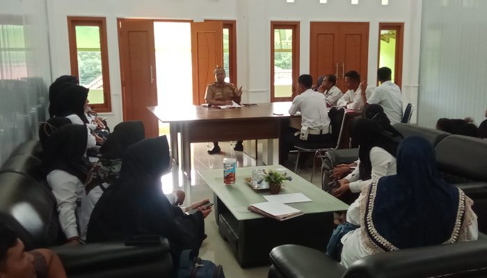 Puluhan Tenaga Pengajar Honorer dan Pegawai Honor Dishub, Geruduk Kantor BKPSDM PALI