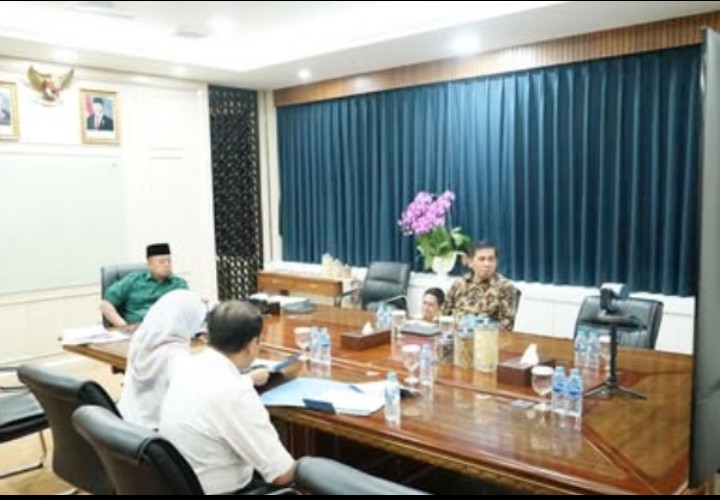 Kepala Badan Pertanahan nasional (ATR/BPN), Nusron Wahid menginstruksikan kepada satuan kerja (Satker) di Kantor Wilayah BPN Provinsi Sulawesi Tengah dan Sulawesi Barat terus meningkatkan pelayanan secara optimal.