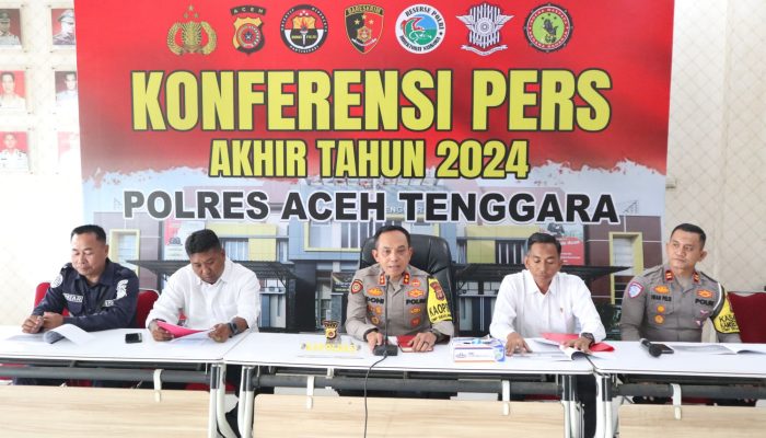 POLRES ACEH TENGGARA GELAR KONFERENSI PERS AKHIR TAHUN 2024