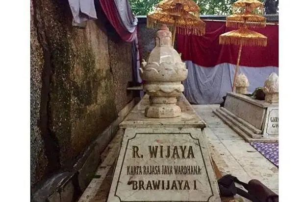 Kisah Di Balik Misteri Makam Raden Wijaya Yang Pernah Di Datengi Oleh Pejabat Tinggi Negara