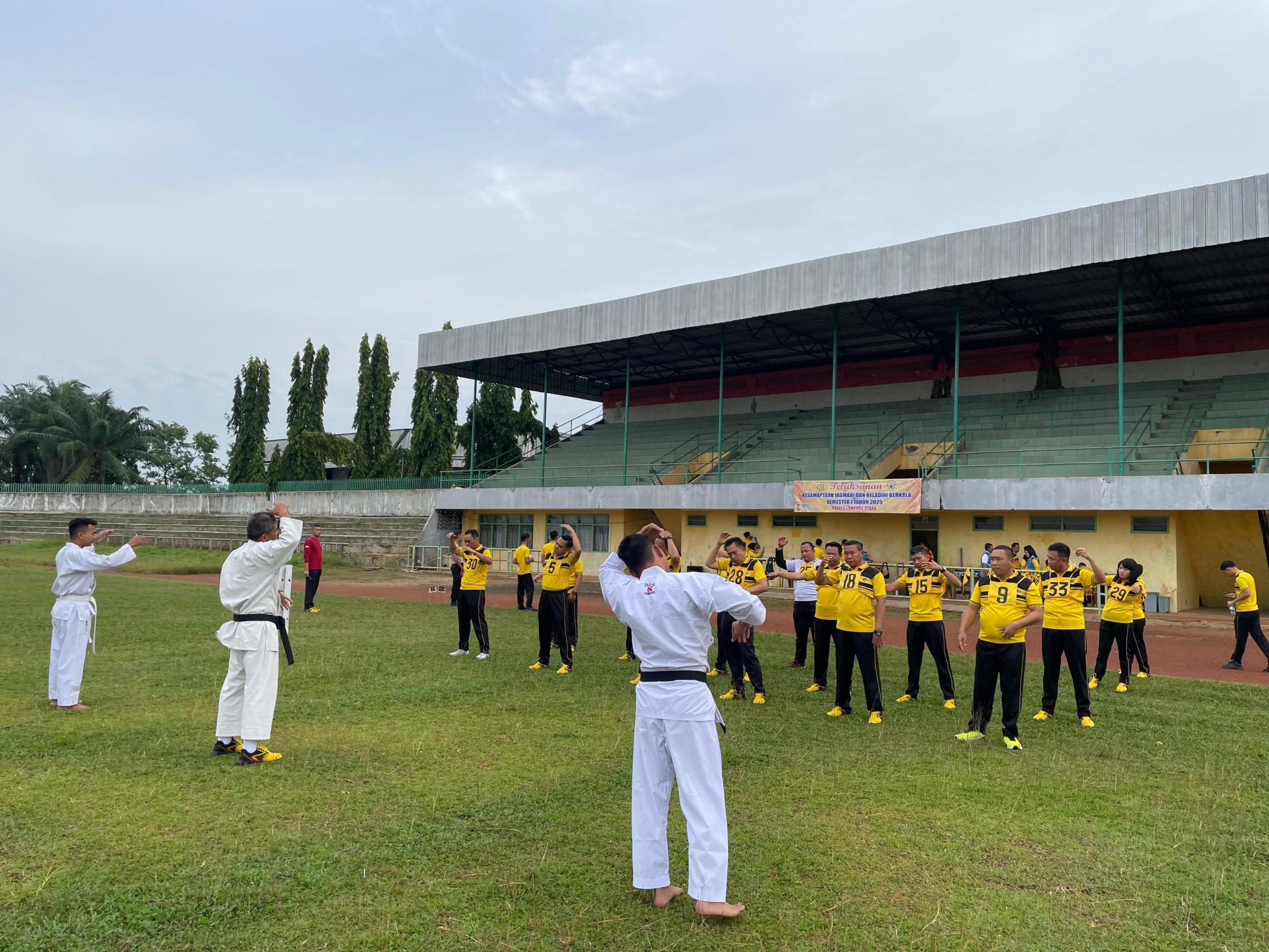 Personel Polres Lampung Utara Ikuti Tes Kesjas dan Beladiri