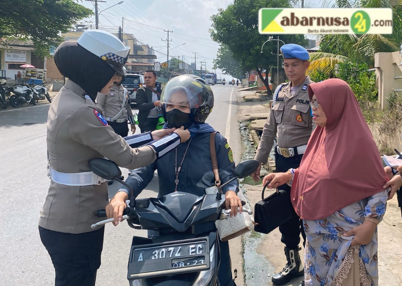 Hari ke - 3 Oprasi Keselamatan Krakatau 2025 Polres Lampung Utara Tingkat Kesadaran Pengendara