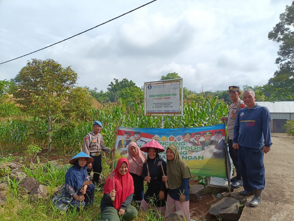 Bhabinkamtibmas Polres Lampung Utara Laksanakan Pengecekan Program Ketahanan Pangan Bergizi