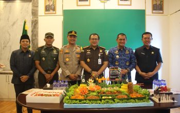 Bentuk Sinergitas, Kapolres Lampung Utara Bersama Forkopimda Beri Kejutan  Ke Kajari