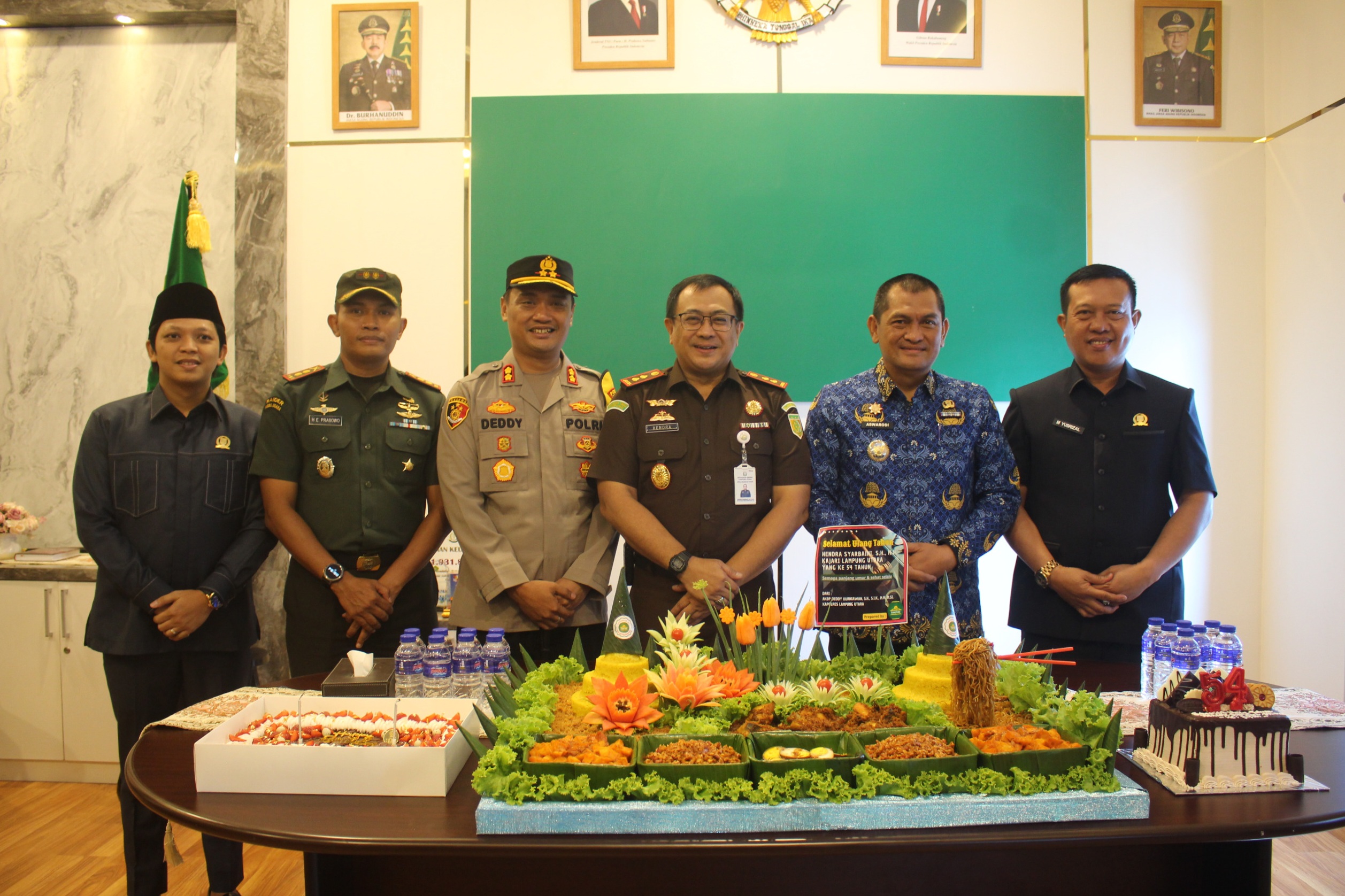 Bentuk Sinergitas, Kapolres Lampung Utara Bersama Forkopimda Beri Kejutan Ke Kajari