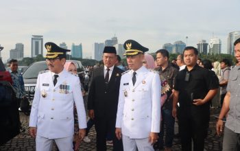 Presiden  Prabowo Lantik  Dr. Ir . H,M.Si., Dan Romli. S.kom., S.H., M.H., Sebagai Bupati Dan Wakil Bupati LampungUtara Terpilih Priode 2025-2030 Di Istana Negara Jakartaa. Hamartoni Ahadis.