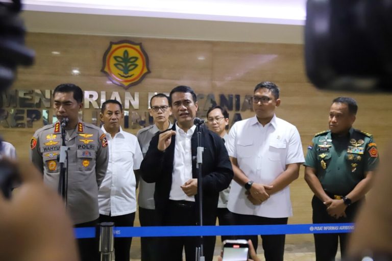 Polri Kawal Intruksi Pemerintah Wajibkan Penggilingan Beli Gabah Minimal Rp6.500 per Kg