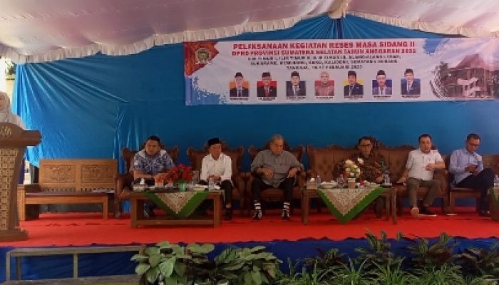 Reses Hari ke-5 di SMAN 18 Palembang, Anggota DPRD Sumsel Dapil Sumsel II, Serap Aspirasi Terkait Persoalan Banjir dan Fasilitas Sekolah