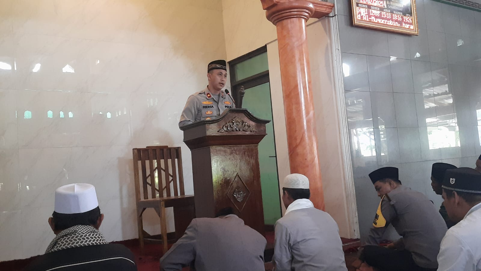 Kapolsek Cikarang Selatan Gelar Safari Jumat Kamtibmas, Beri Himbauan Jelang Ramadhan